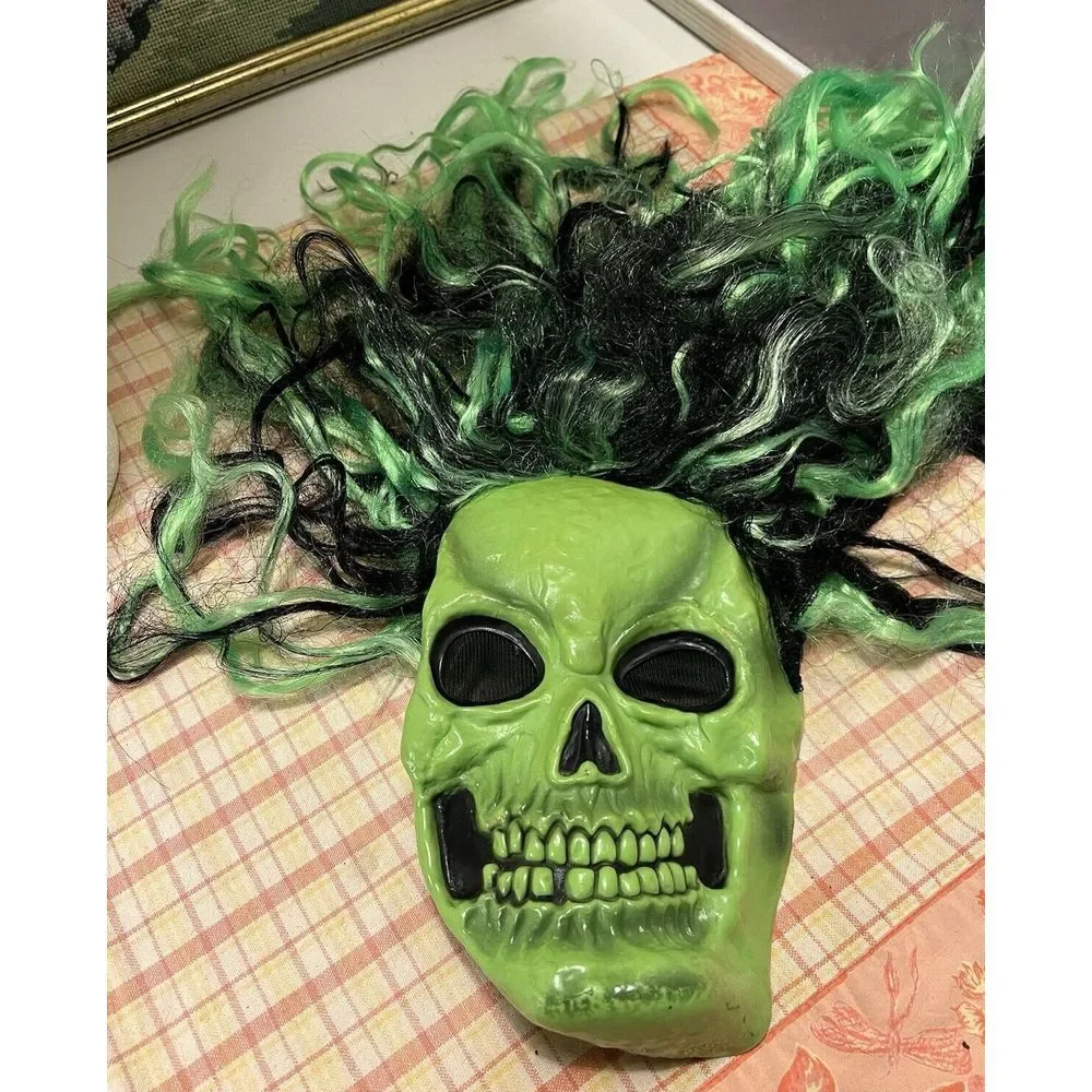 Vtg 90s Easter Unlimited Green Neon Skull Mask Long Black & Green Hair Funworld